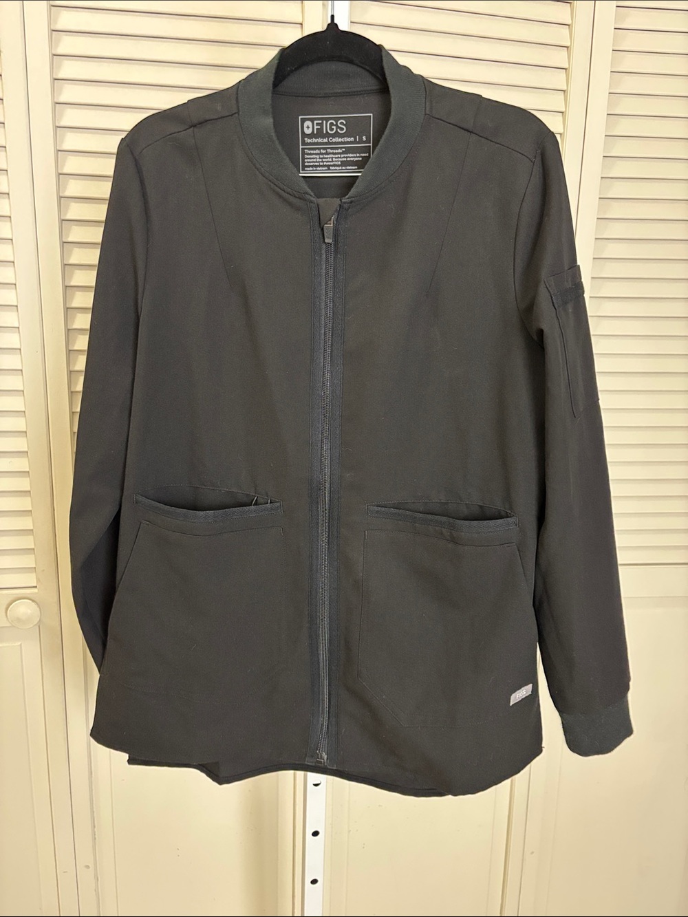 FIGS Women's Black Zip Bomber Jacket with Patch Pockets Small